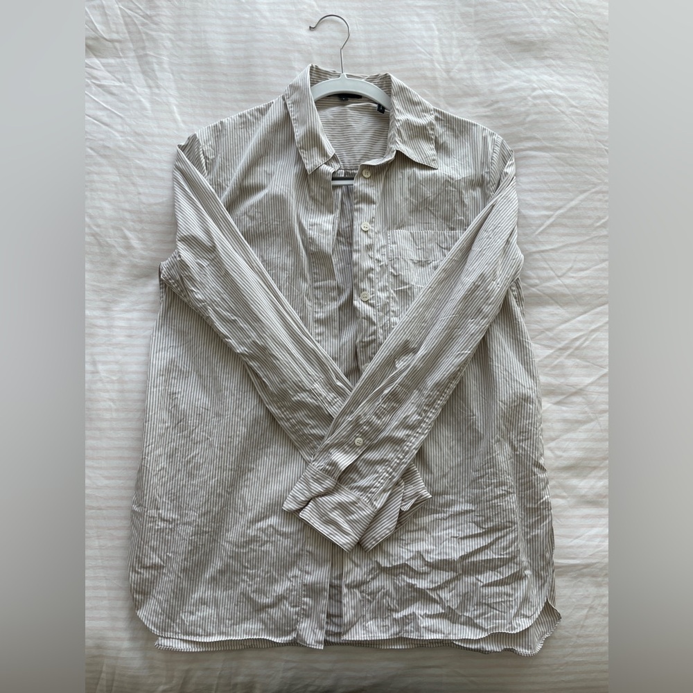 Theory button down
